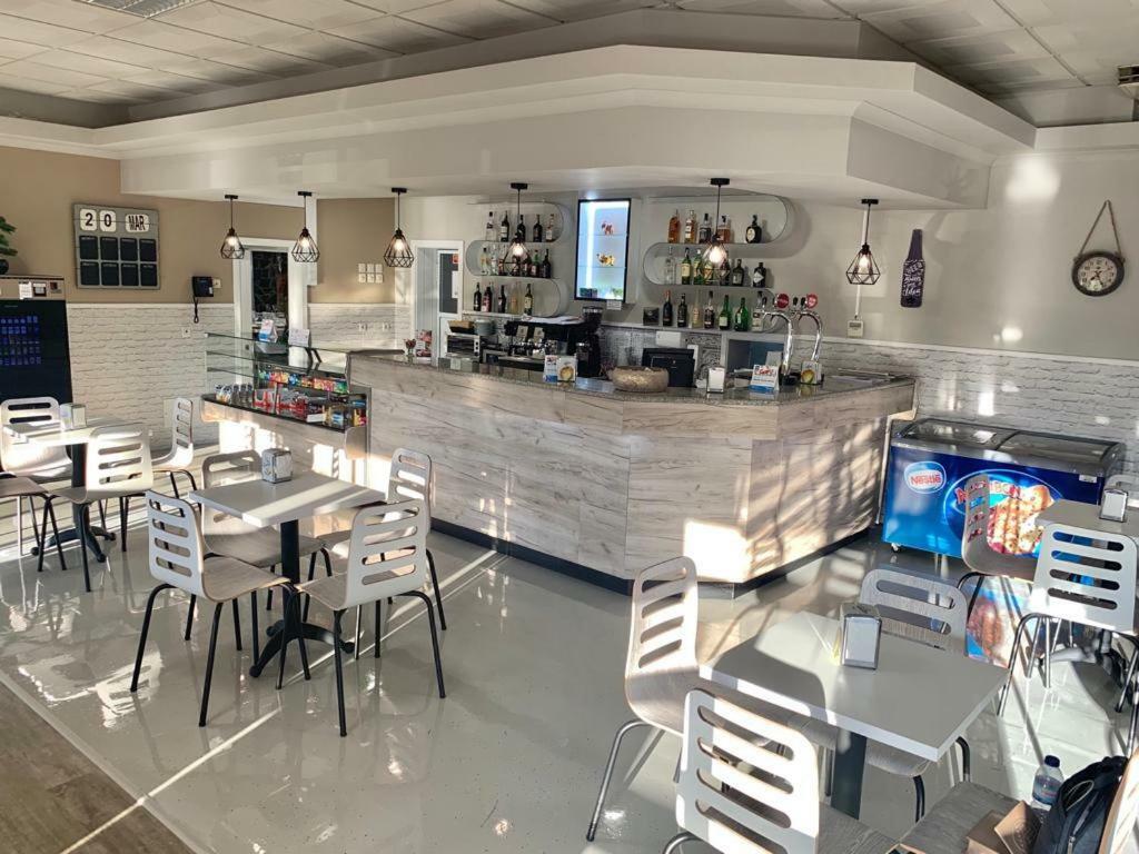 Alojamento Restaurante Dom Dinis 빌라 노바 드 포이아르스 외부 사진