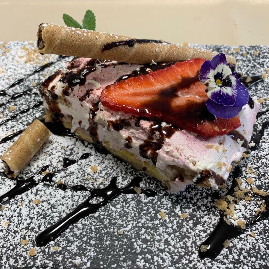 Alojamento Restaurante Dom Dinis 빌라 노바 드 포이아르스 외부 사진